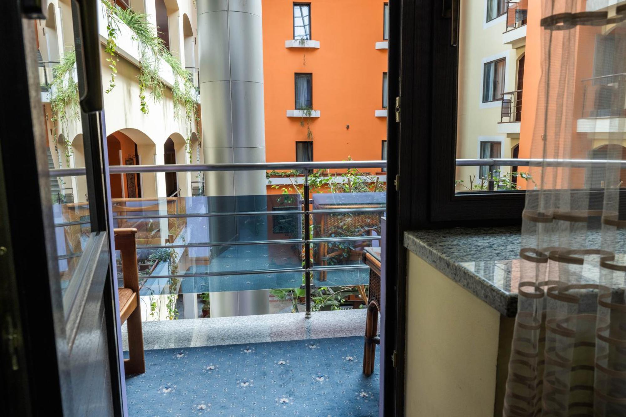 Ararat Hotel エレバン エクステリア 写真