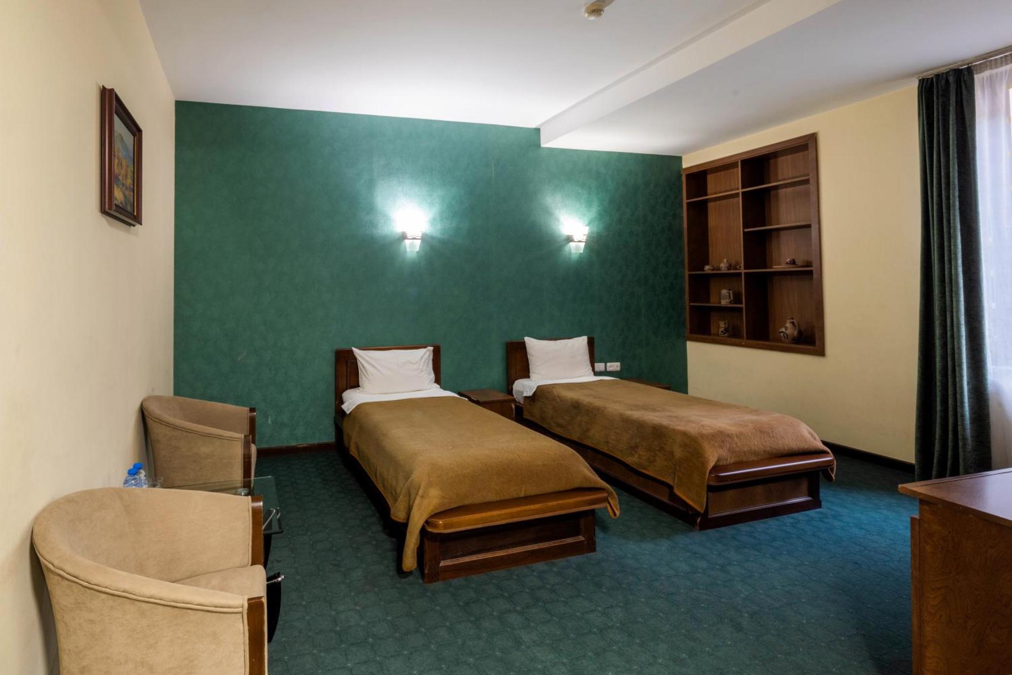 Ararat Hotel エレバン エクステリア 写真