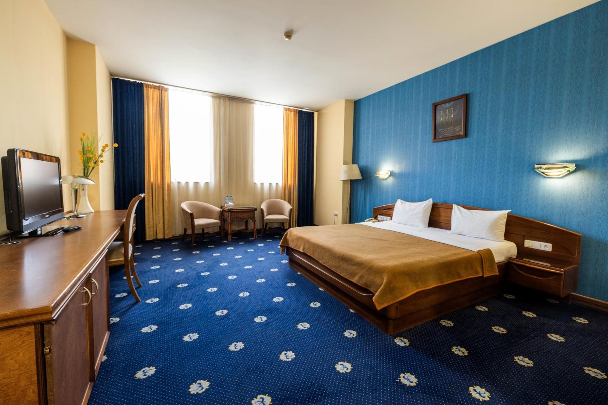 Ararat Hotel エレバン エクステリア 写真