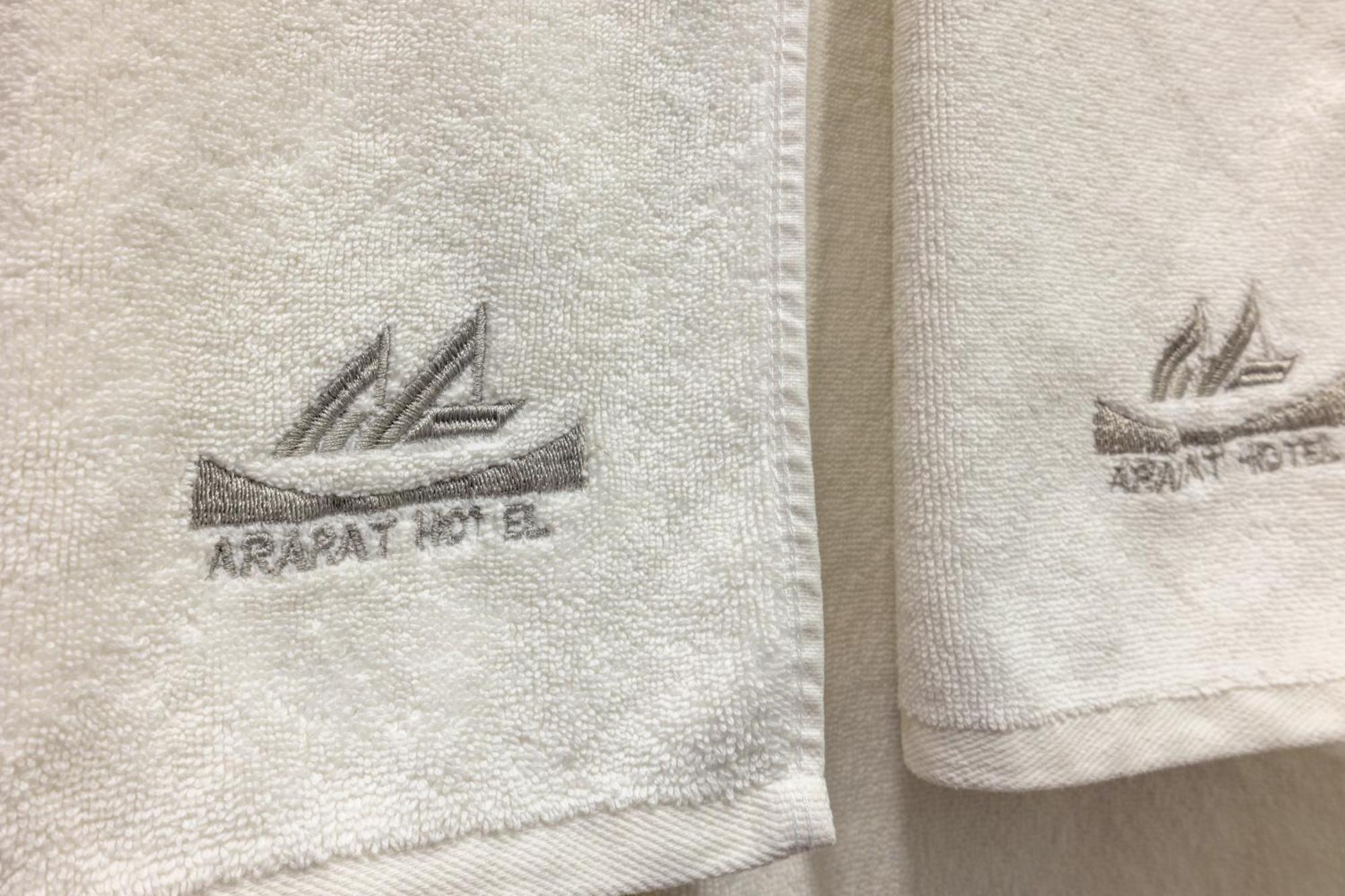 Ararat Hotel エレバン エクステリア 写真
