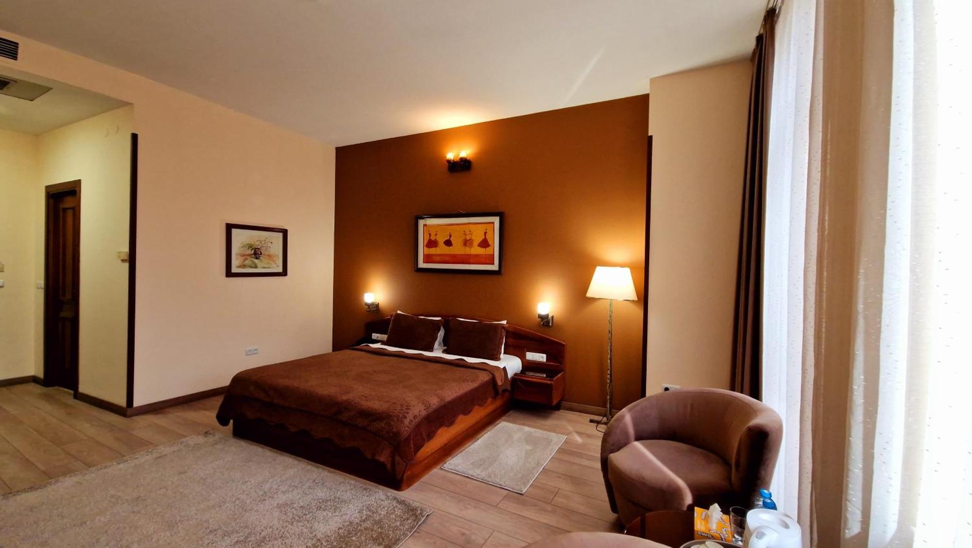 Ararat Hotel エレバン エクステリア 写真