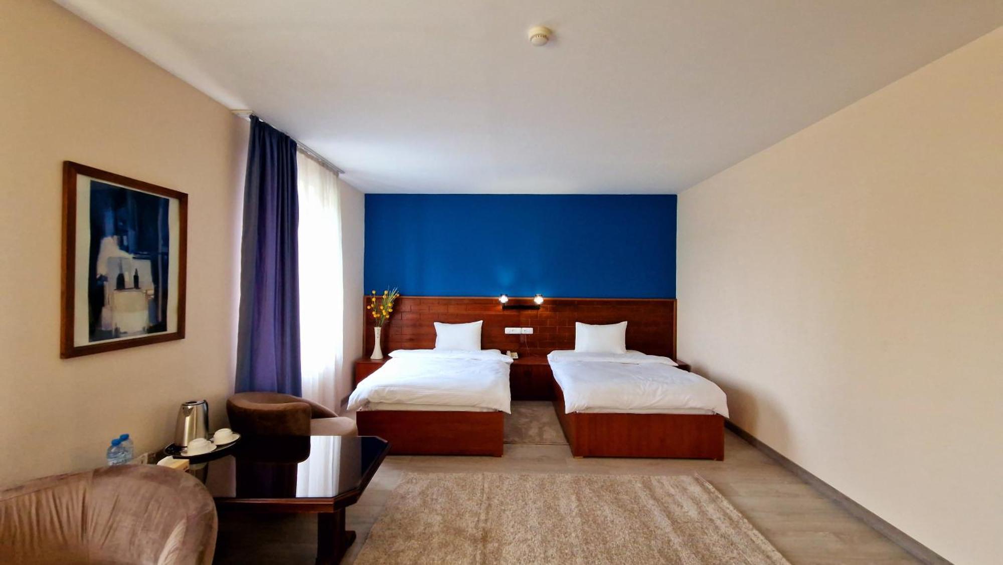 Ararat Hotel エレバン エクステリア 写真