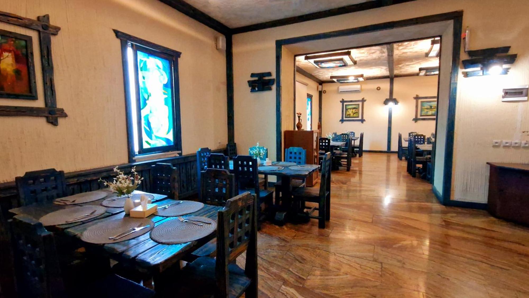 Ararat Hotel エレバン エクステリア 写真
